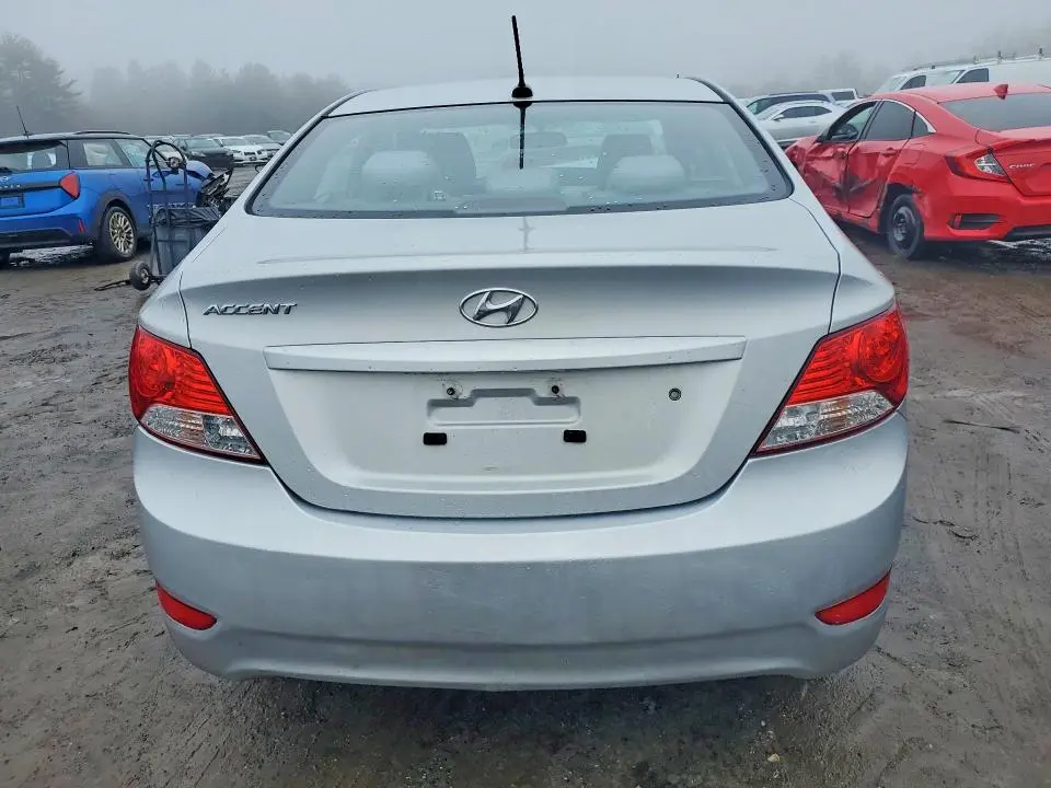 2014 HYUNDAI ACCENT GLS  