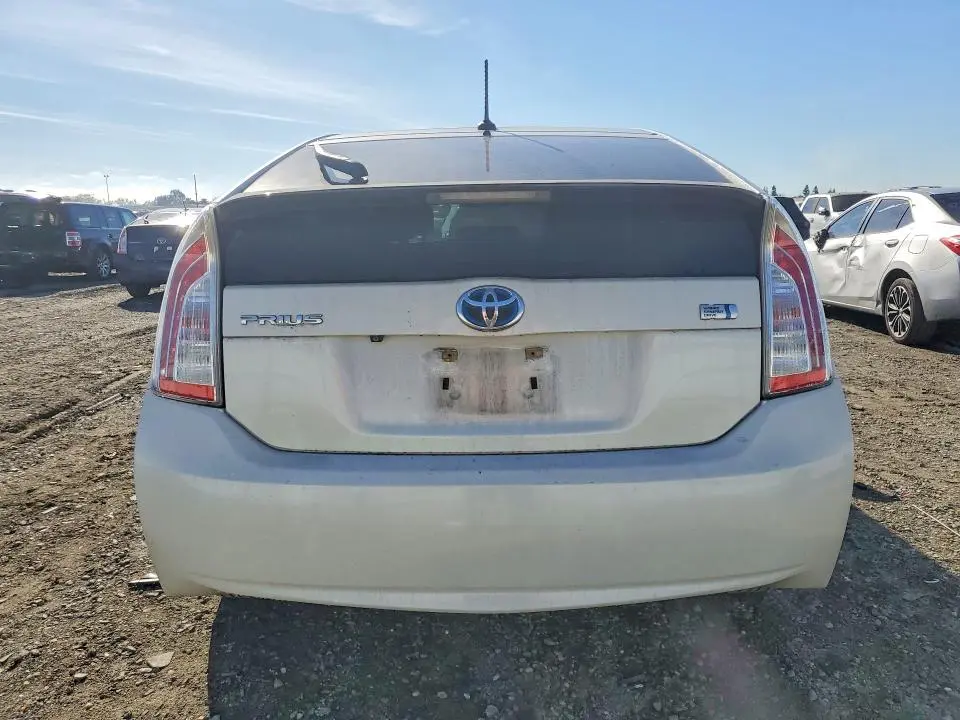 2015 TOYOTA PRIUS   