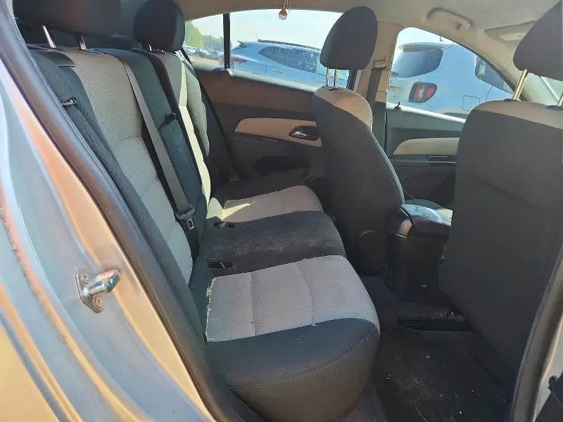 2012 CHEVROLET CRUZE LS  