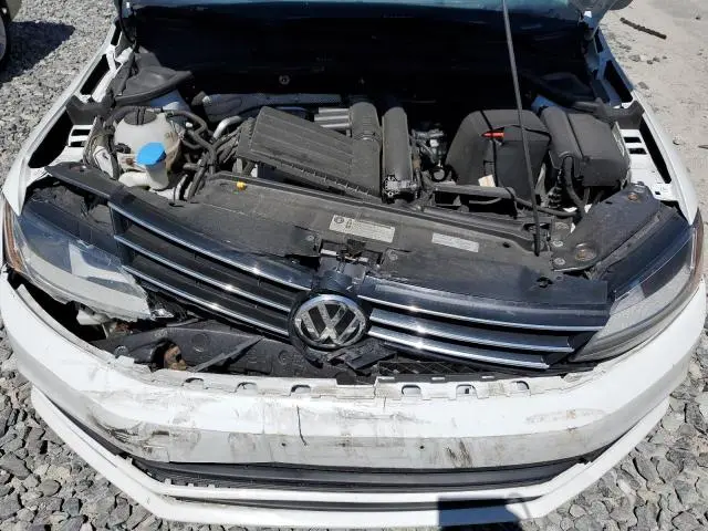 2017 VOLKSWAGEN JETTA SE  