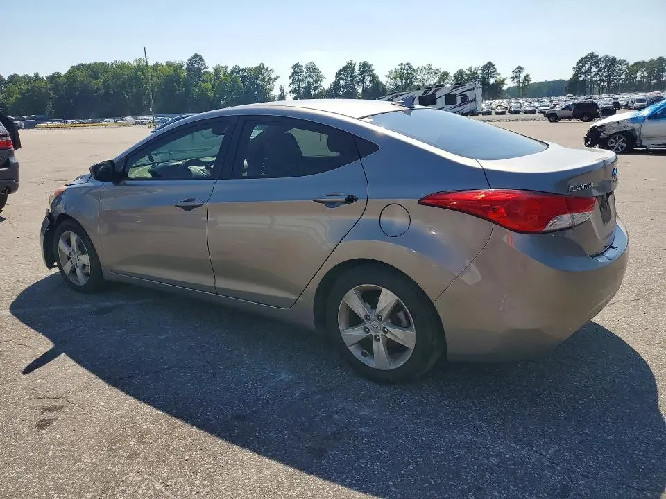 2012 HYUNDAI ELANTRA GLS  