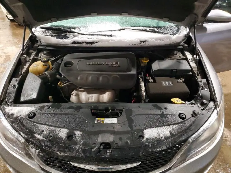 2015 CHRYSLER 200 LX  