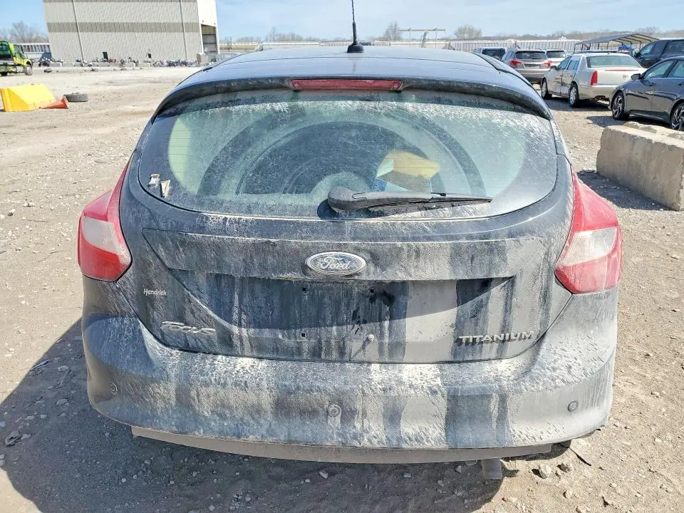 2012 FORD FOCUS TITANIUM  