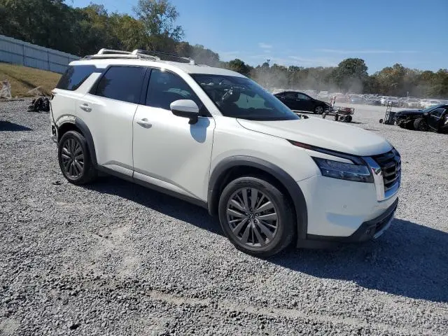 2022 NISSAN PATHFINDER SL  