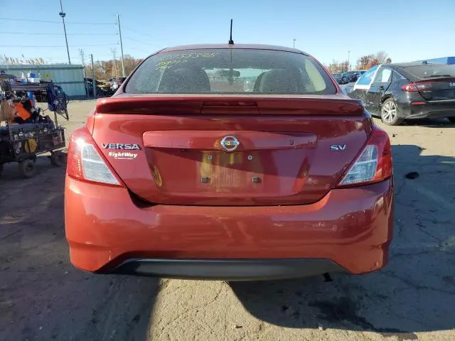 2019 NISSAN VERSA S  