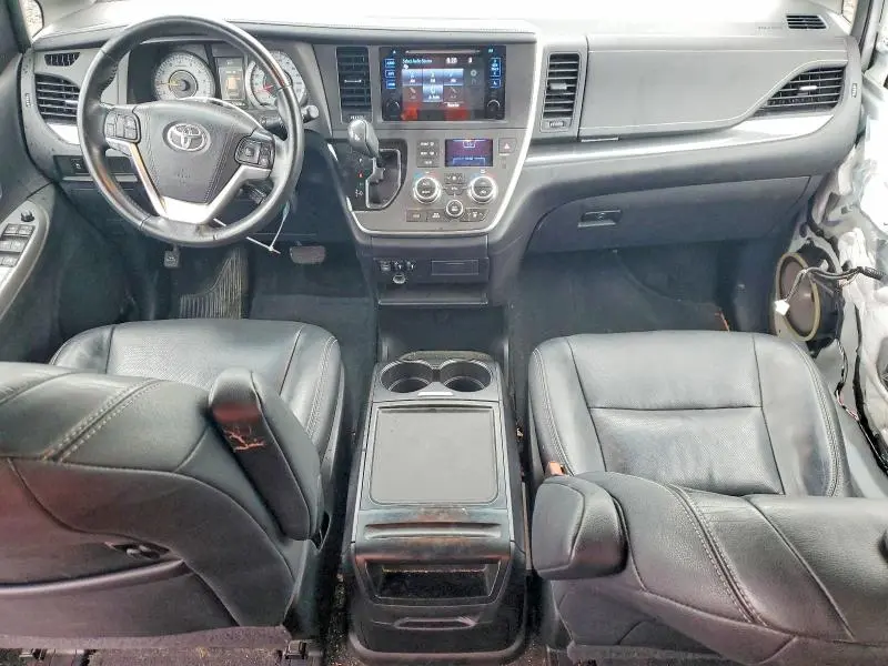 2015 TOYOTA SIENNA SPORT  