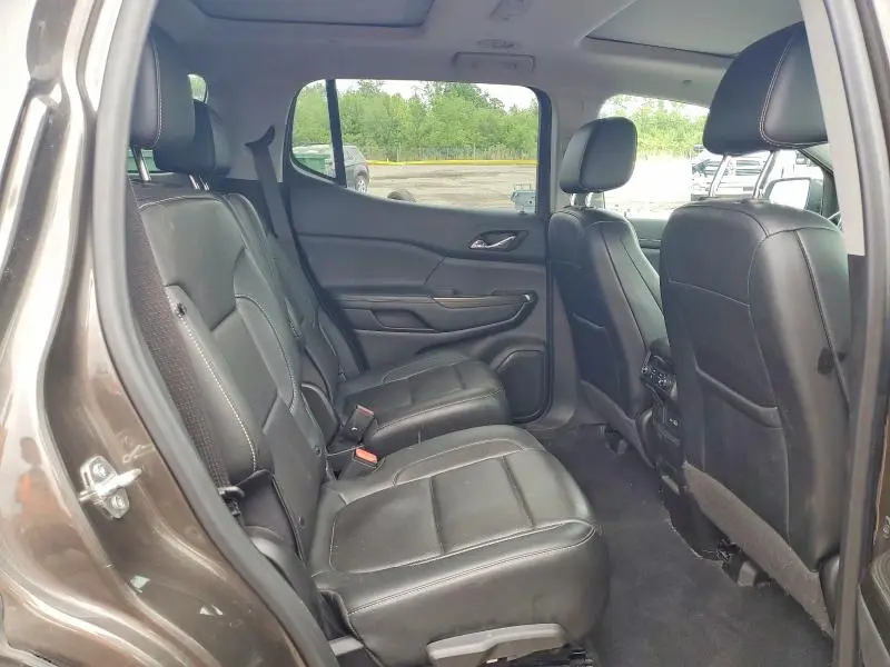 2020 GMC ACADIA SLT  