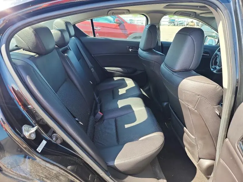 2013 ACURA ILX 20 TECH  