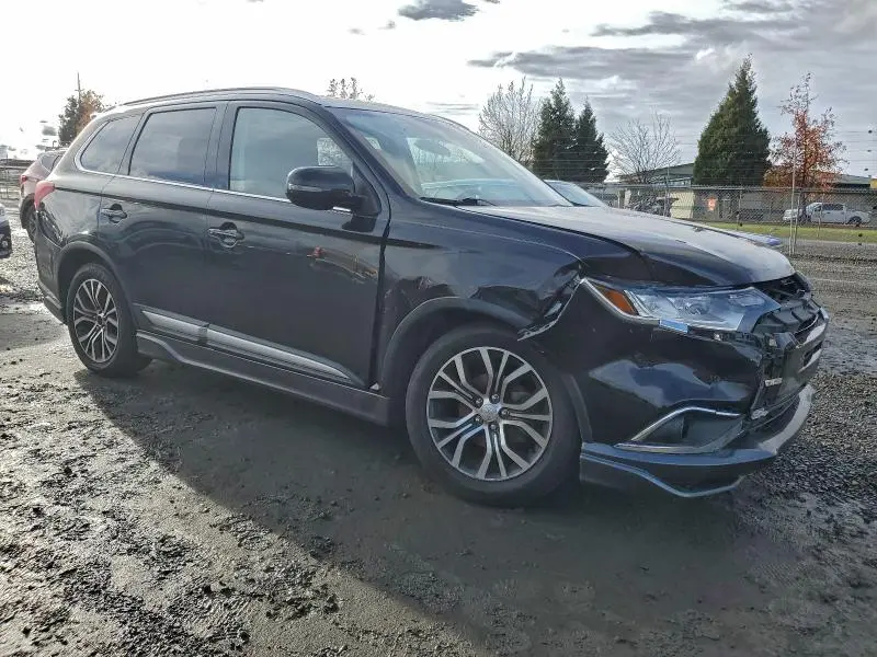 2017 MITSUBISHI OUTLANDER SE  