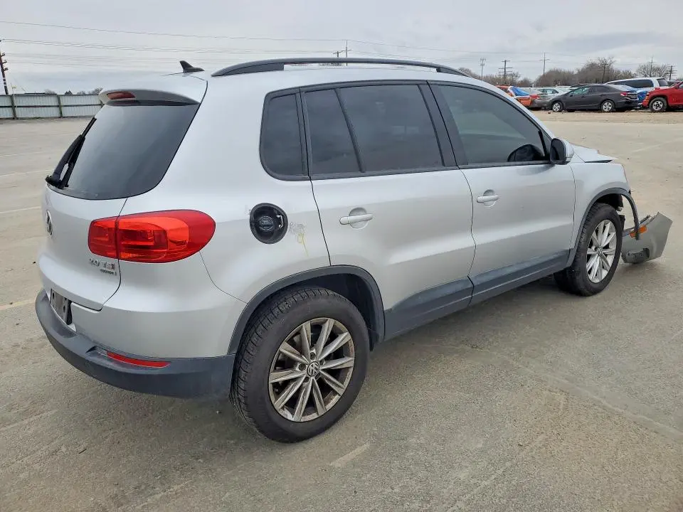 2015 VOLKSWAGEN TIGUAN   