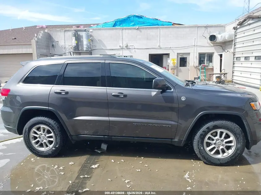 2019 JEEP GRAND CHEROKEE LAREDO E 4X4
