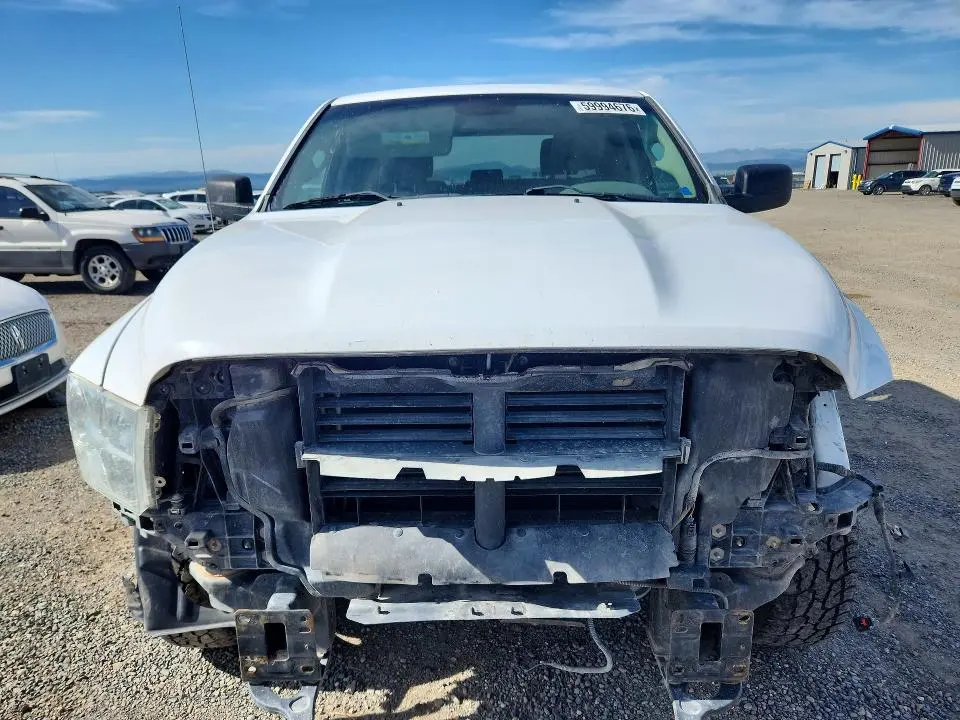 2015 RAM 1500 ST  