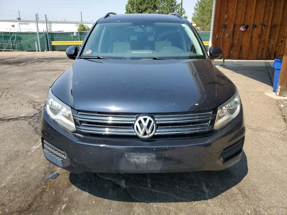 2017 VOLKSWAGEN TIGUAN S  