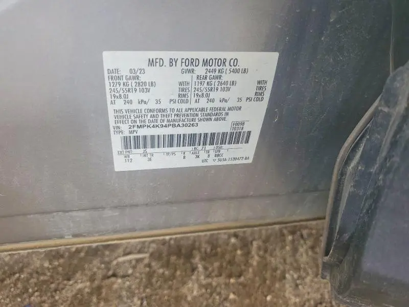 2023 FORD EDGE TITANIUM  