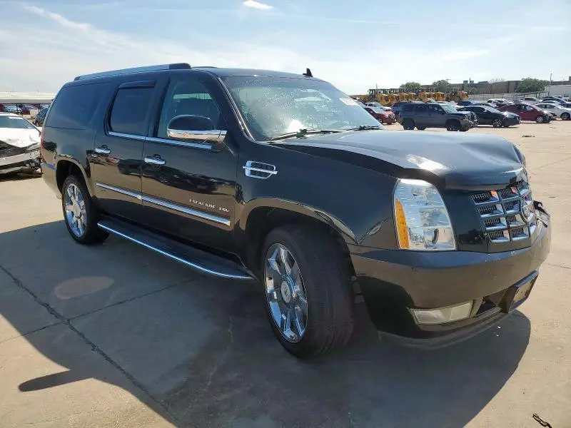 2011 CADILLAC ESCALADE ESV LUXURY  