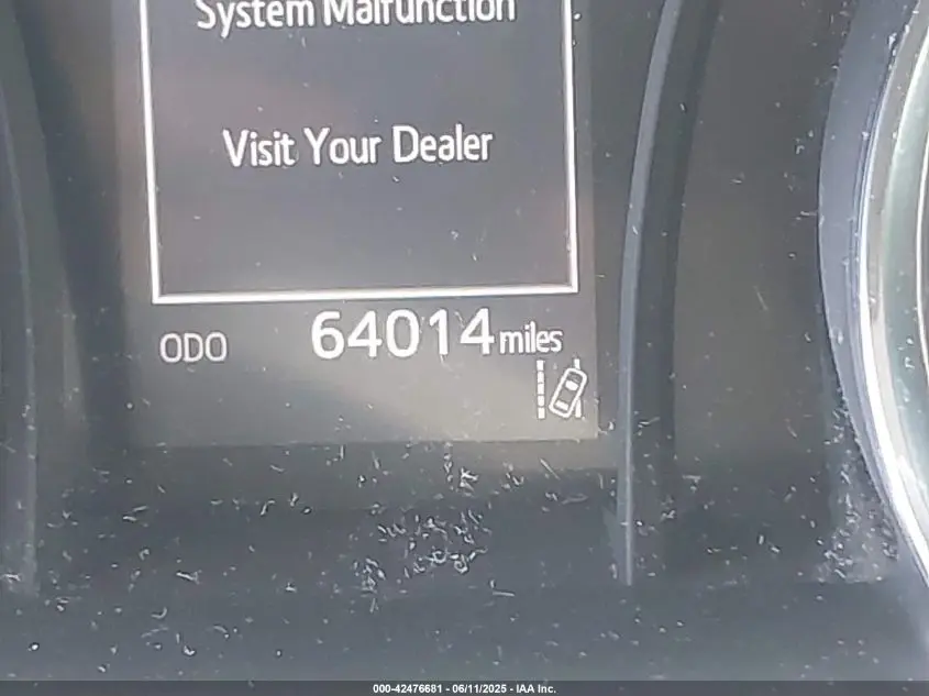 2020 TOYOTA CAMRY LE