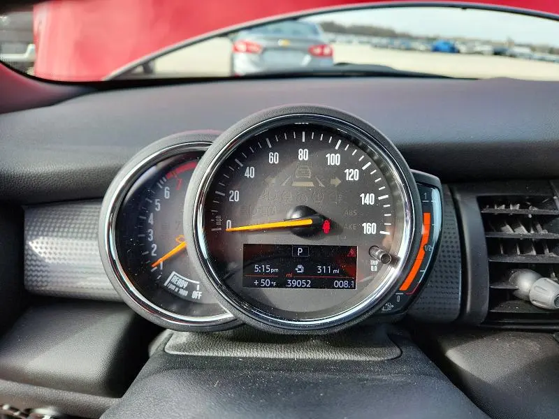2021 MINI COOPER   