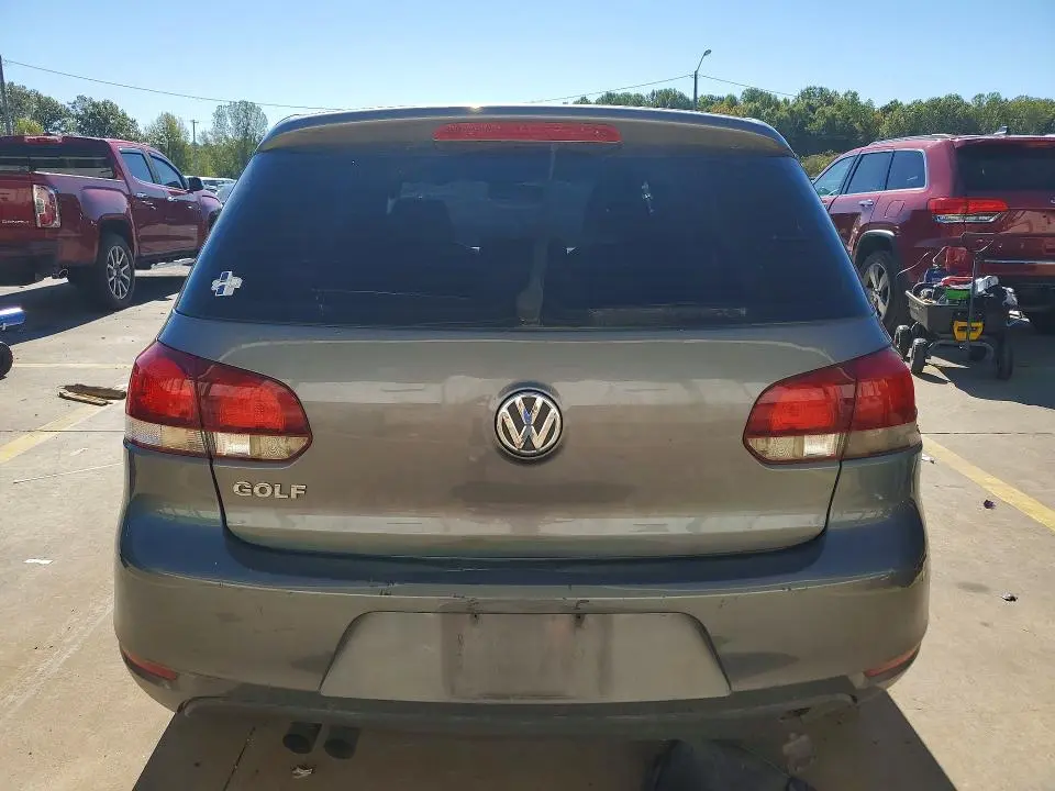 2013 VOLKSWAGEN GOLF   