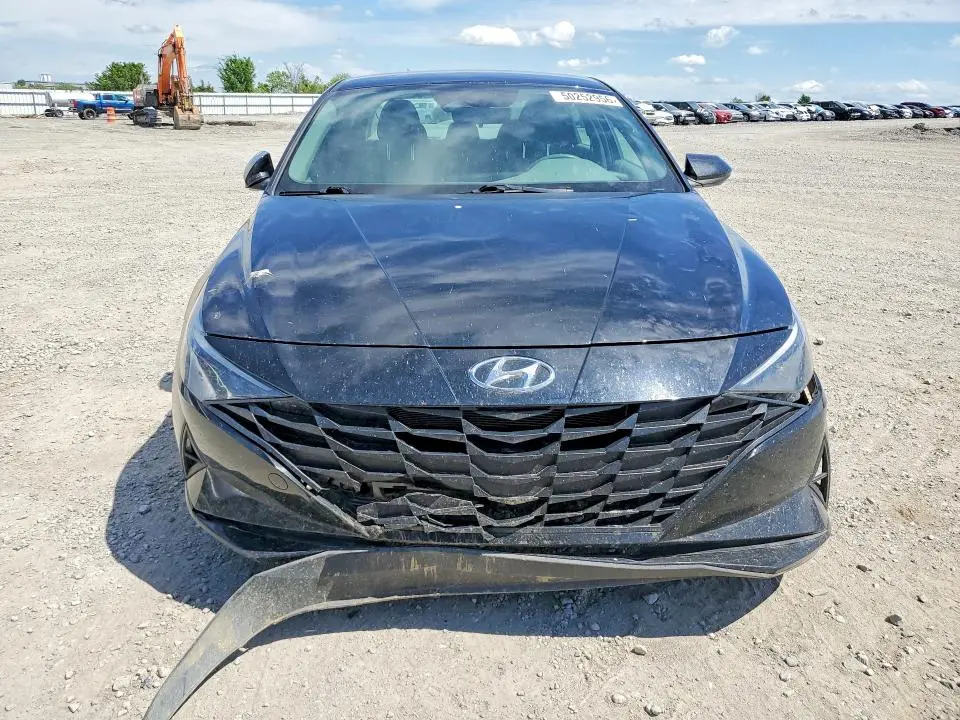 2023 HYUNDAI ELANTRA   