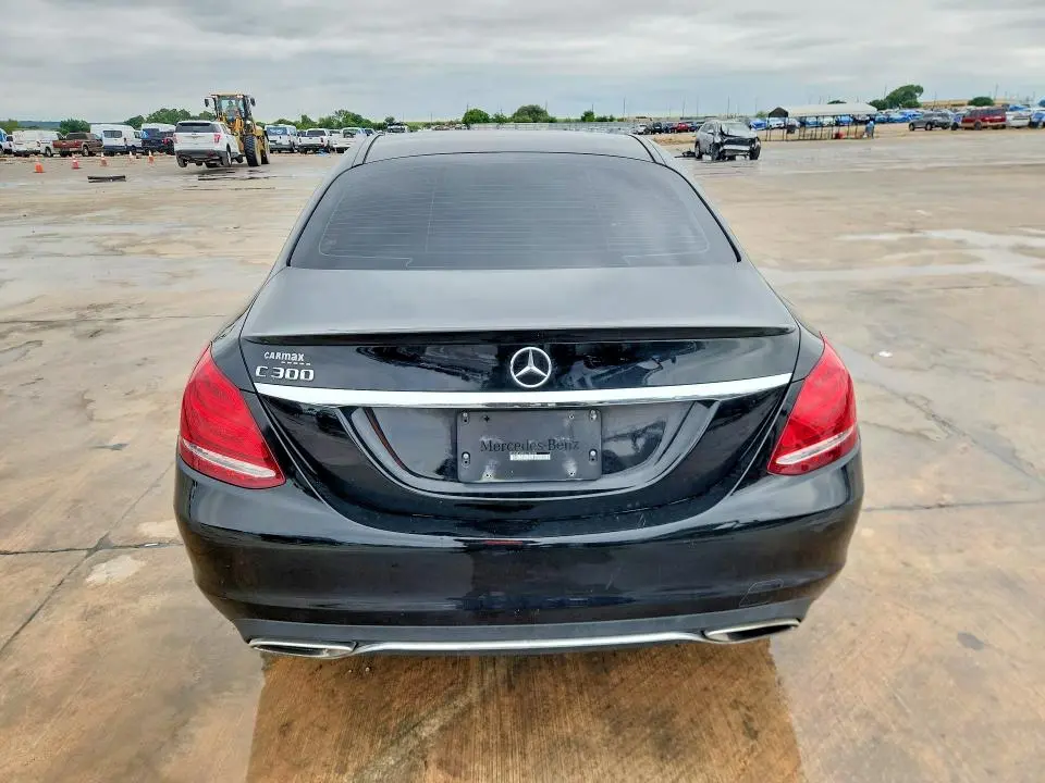 2016 MERCEDES-BENZ C 300  