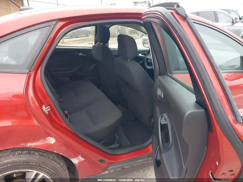 2018 FORD FOCUS SE