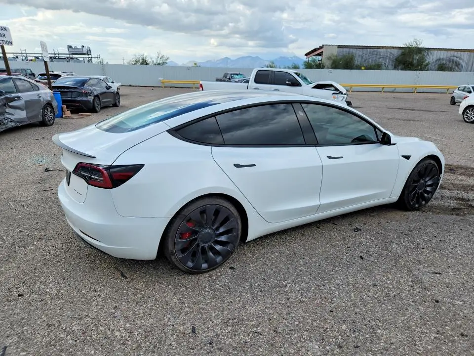 2023 TESLA MODEL 3   