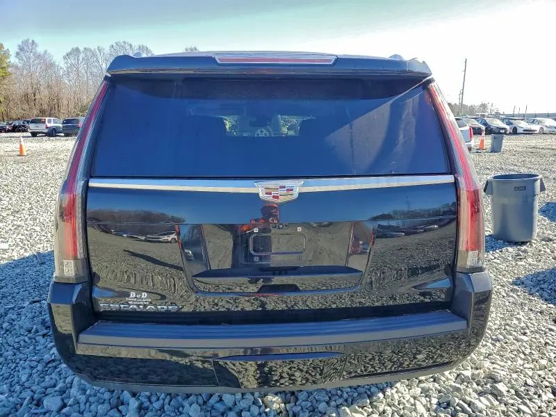 2017 CADILLAC ESCALADE LUXURY  