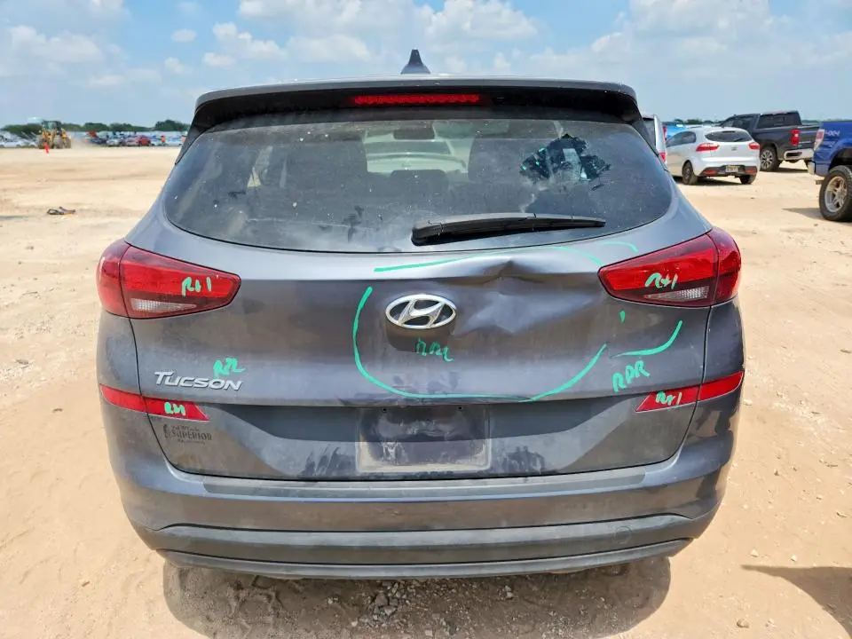 2019 HYUNDAI TUCSON SE  