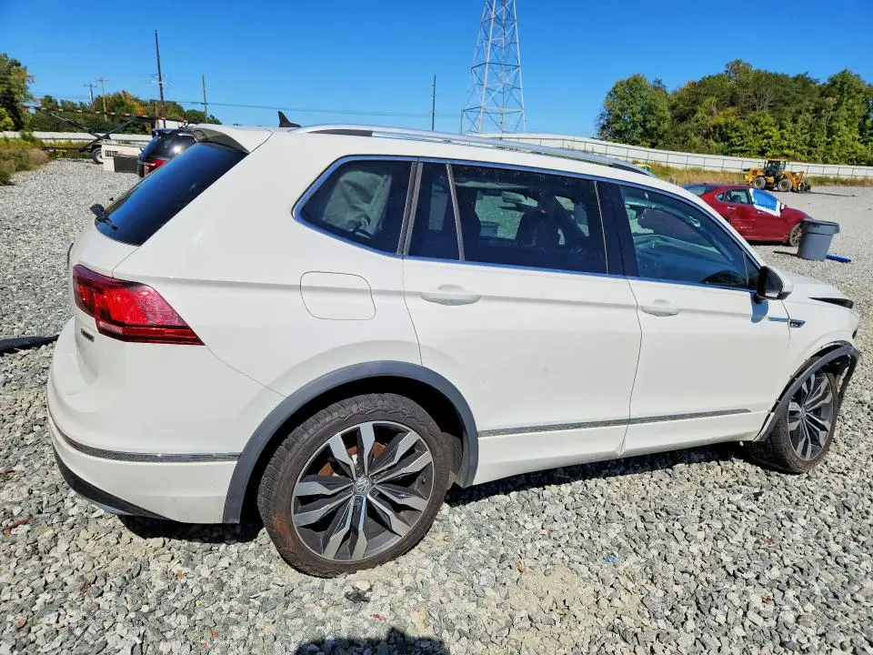 2020 VOLKSWAGEN TIGUAN SEL PREMIUM R-LINE  