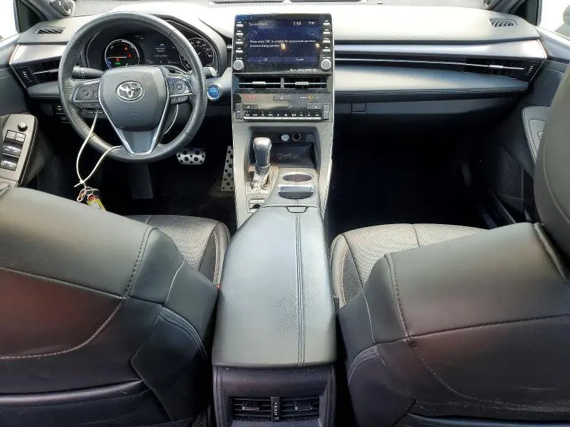 2021 TOYOTA AVALON XSE  
