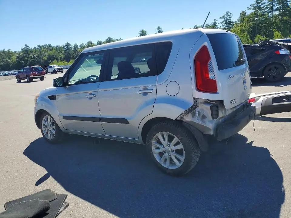 2013 KIA SOUL +  