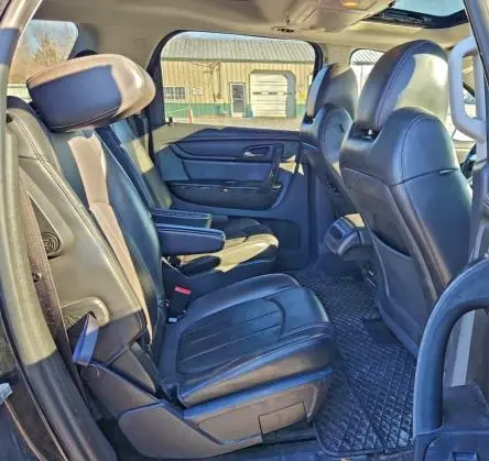 2017 GMC ACADIA LIMITED SLT-2  