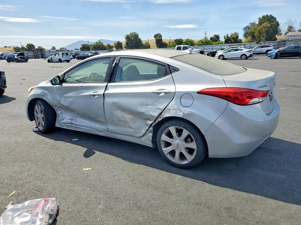 2011 HYUNDAI ELANTRA LIMITED  