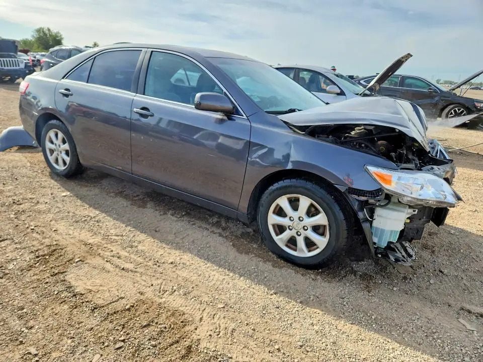 2011 TOYOTA CAMRY LE  