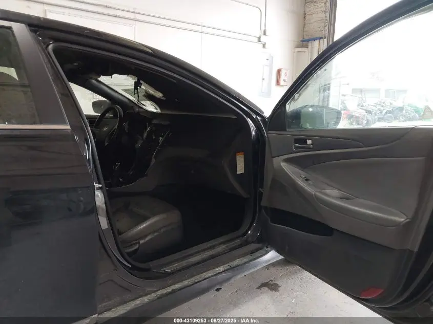 2013 HYUNDAI SONATA HYBRID LIMITED