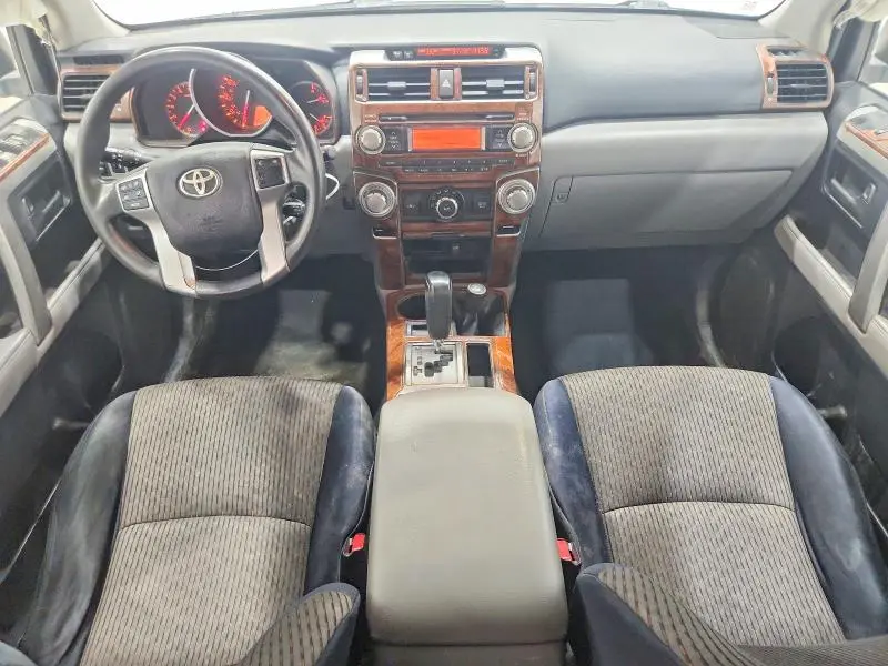 2010 TOYOTA 4RUNNER SR5  