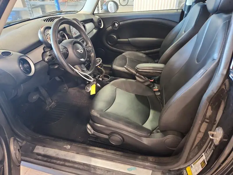 2013 MINI COOPER   