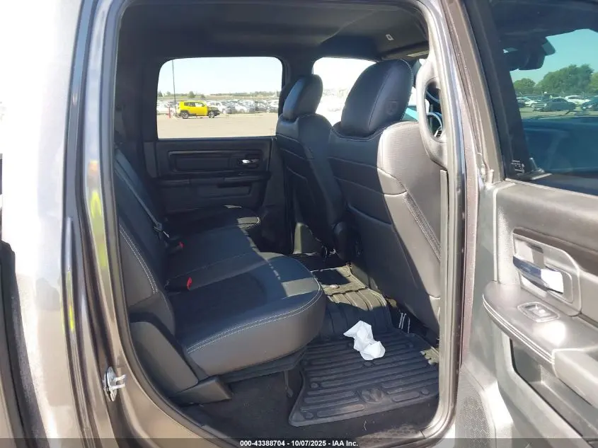 2017 RAM 1500 REBEL  4X4 5'7 BOX