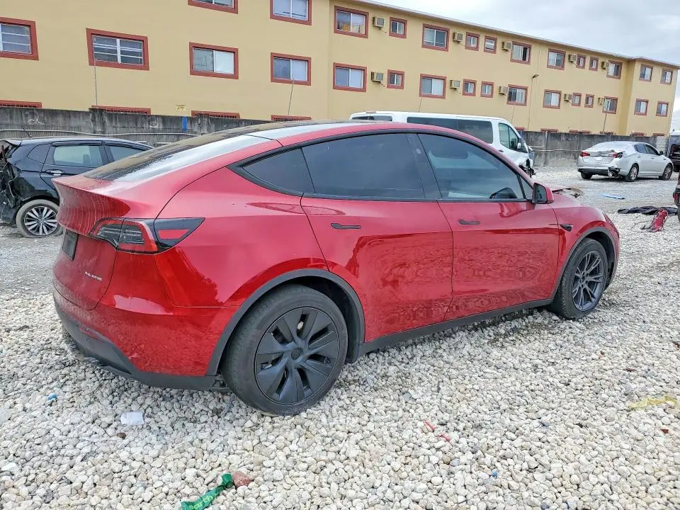 2024 TESLA MODEL Y   