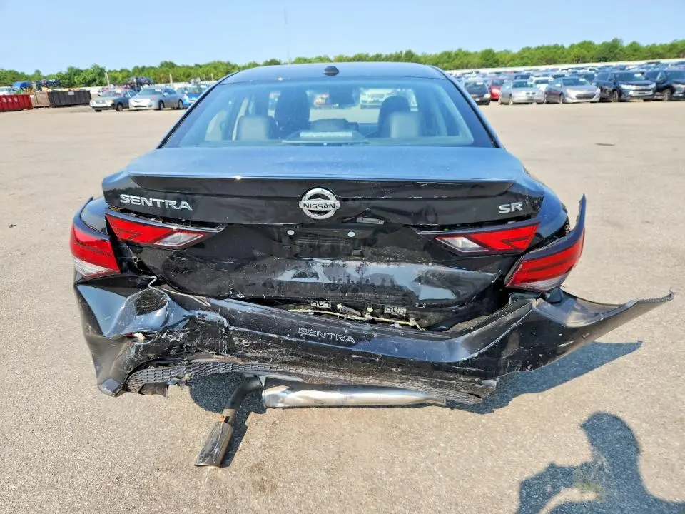 2023 NISSAN SENTRA SR  