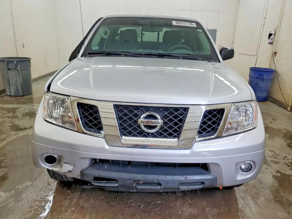 2020 NISSAN FRONTIER SV  
