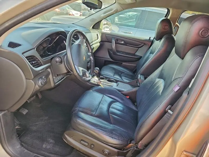 2015 CHEVROLET TRAVERSE LT  