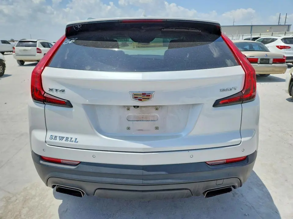 2019 CADILLAC XT4 LUXURY  