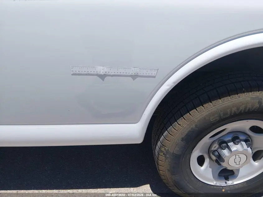 2017 CHEVROLET EXPRESS 3500 LT