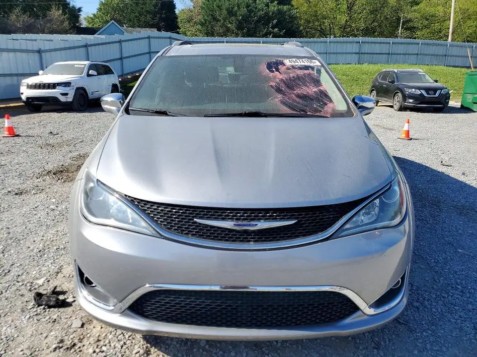 2019 CHRYSLER PACIFICA LIMITED  