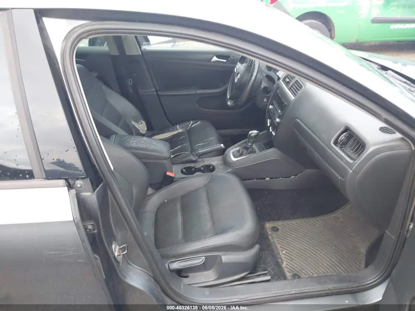 2012 VOLKSWAGEN JETTA 2.5L SE