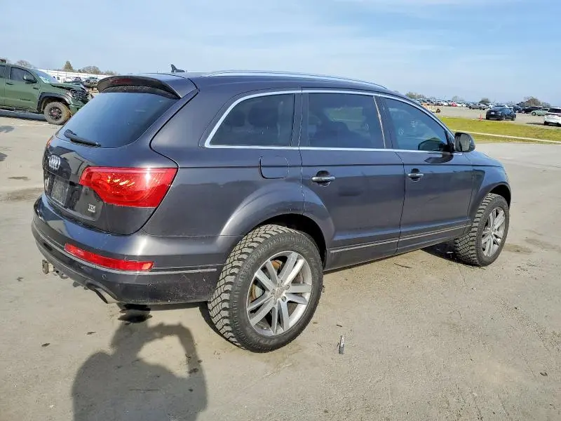 2010 AUDI Q7   