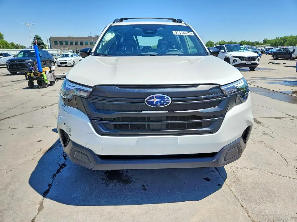 2025 SUBARU FORESTER   