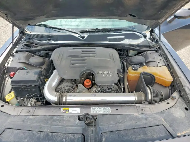2013 DODGE CHALLENGER SXT  