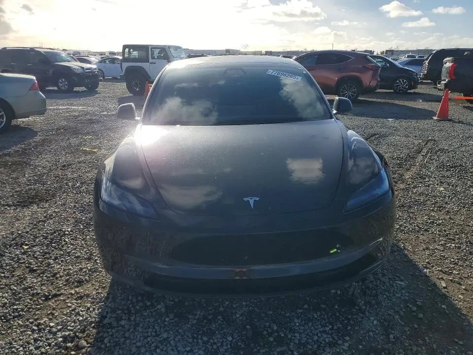 2024 TESLA MODEL 3   